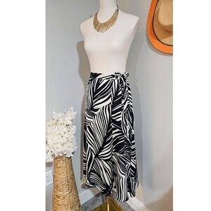 Hutch Black Off White Bold Tropical Print Faux Wrap Midi Maxi Flowy Satin Skirt